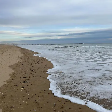 2-3 Pers Bord De Avec Parking Prive - Fr-1-224c-491 * Saint-Jean-de-Monts